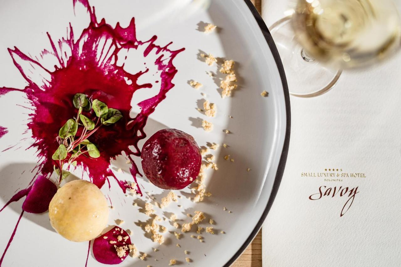 Savoy Dolomites Luxury & Spa Hotel 셀바디발가르디나 외부 사진