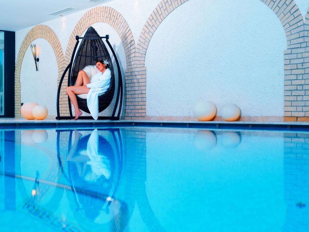 Savoy Dolomites Luxury & Spa Hotel 셀바디발가르디나 외부 사진