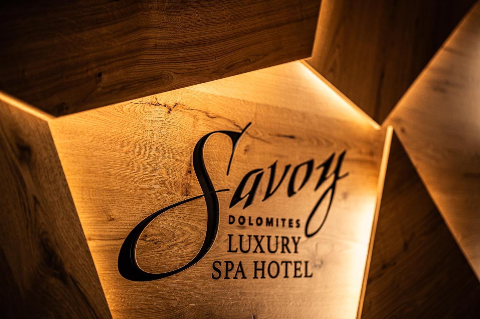 Savoy Dolomites Luxury & Spa Hotel 셀바디발가르디나 외부 사진
