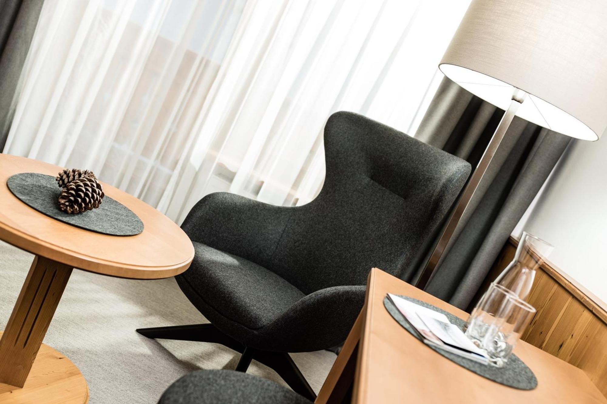 Savoy Dolomites Luxury & Spa Hotel 셀바디발가르디나 외부 사진