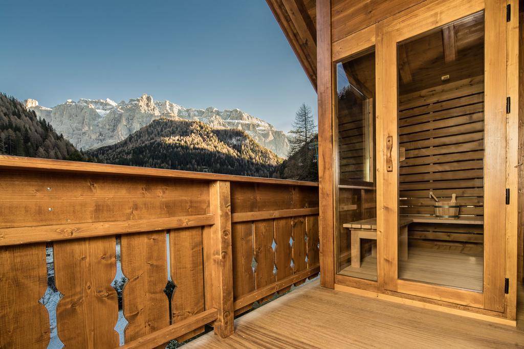 Savoy Dolomites Luxury & Spa Hotel 셀바디발가르디나 외부 사진