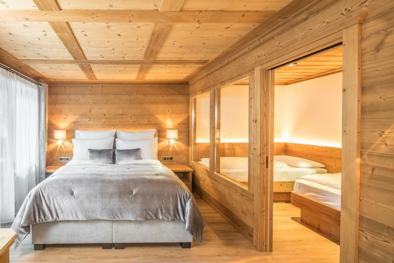 Savoy Dolomites Luxury & Spa Hotel 셀바디발가르디나 외부 사진
