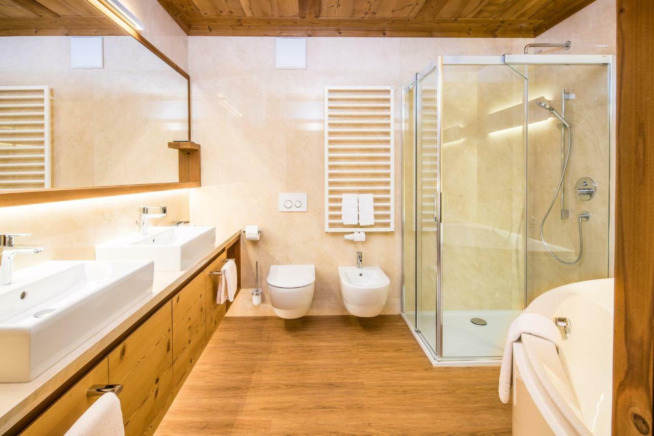 Savoy Dolomites Luxury & Spa Hotel 셀바디발가르디나 외부 사진